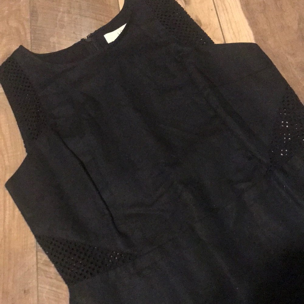 Black dress with side eyelet design - Picture 2 of 3